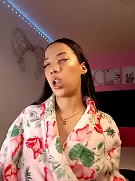 SallyWhitee online show from February 2026 04:32:01 AM