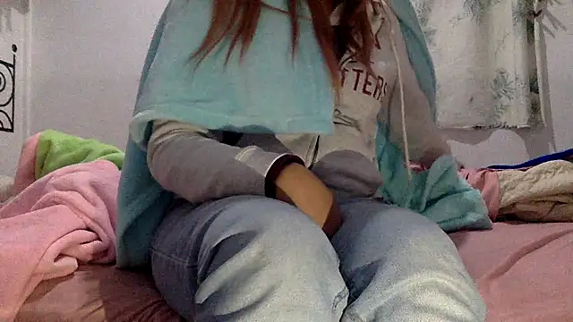 sharonlopez9611 online show from December 2025 03:02:01 AM