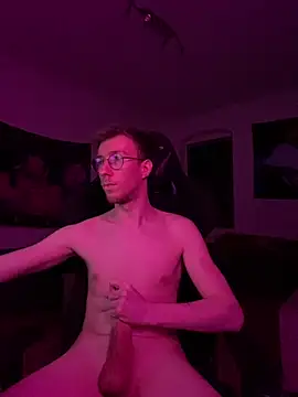 ItsMeLumisch online show from February 2026 01:01:02 AM