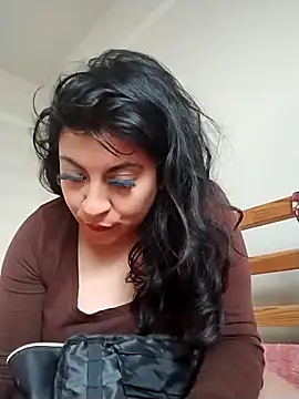 bellaxo online show from March 2025 11:43:01 PM