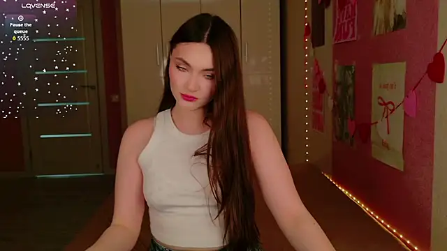 Kira Jin online show from March 2026 07:23:01 AM