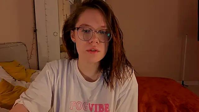 Mia Luw online show from January 2026 04:29:02 AM