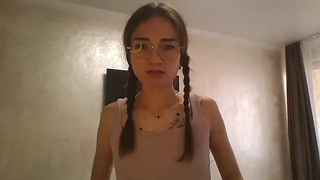 RoyalDessertt online show from October 2025 06:24:01 AM