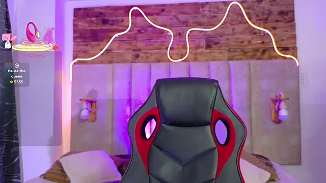 Alektra bryce online show from October 2025 07:22:02 PM