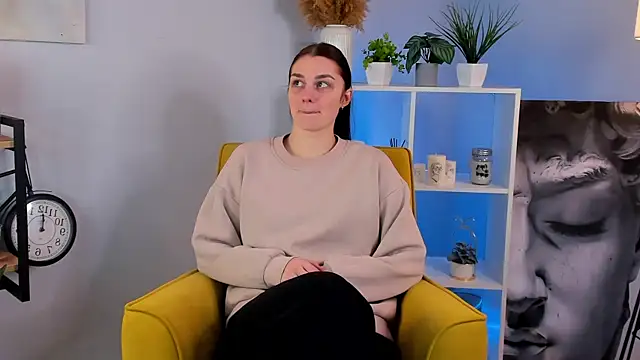 GarynDilley online show from February 2025 07:49:02 AM