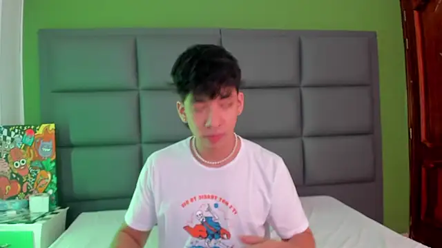 ISAAC CRYSTON online show from February 2025 07:52:02 PM