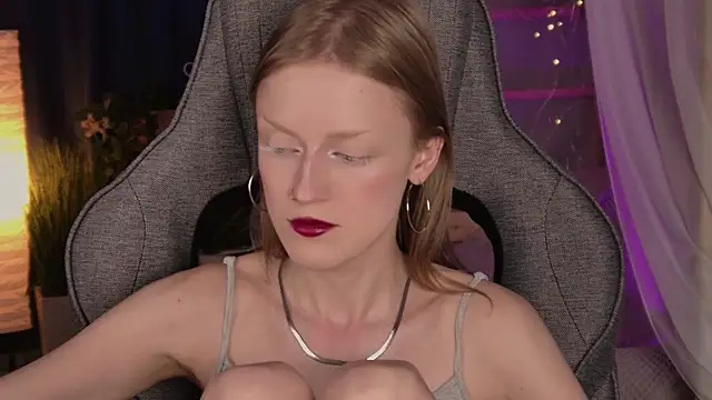 KiraMontoya online show from July 2026 02:50:01 AM