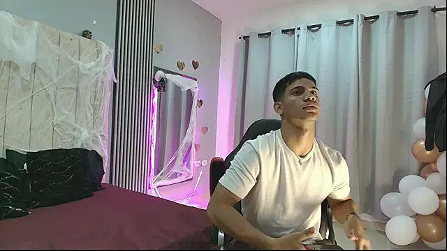 ANDRES STUD online show from October 2025 04:56:02 AM