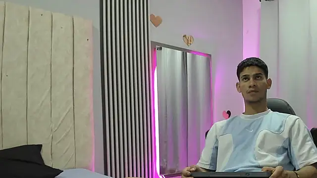 ANDRES STUD online show from November 2025 04:23:02 AM