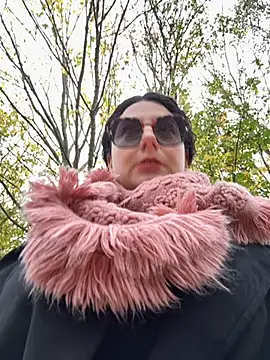 Loveblackzilla online show from November 2025 12:36:02 PM