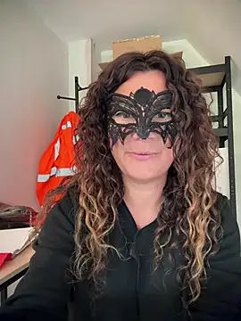 Loveblackzilla online show from March 2026 12:22:01 PM