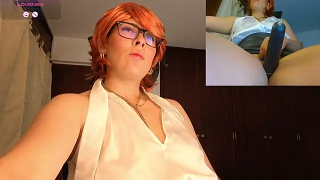 sophia dumont online show from September 2025 11:37:02 PM