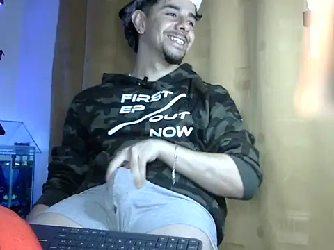 venusfranco 94 online show from February 2026 03:04:02 AM