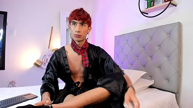 NovaaWheler online show from March 2025 04:34:02 AM