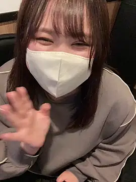 Snapshot of mitarashi_awww chatting on March 2025 04:47:02 PM mitarashi awww online show from March 2025 04:47:02 PM