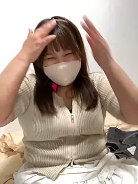 Snapshot of mitarashi_awww chatting on September 2025 09:41:02 PM mitarashi awww online show from September 2025 09:41:02 PM