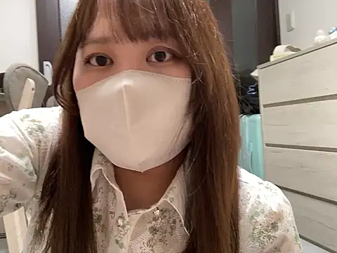 Snapshot of mitarashi_awww chatting on October 2025 12:33:01 PM mitarashi awww online show from October 2025 12:33:01 PM