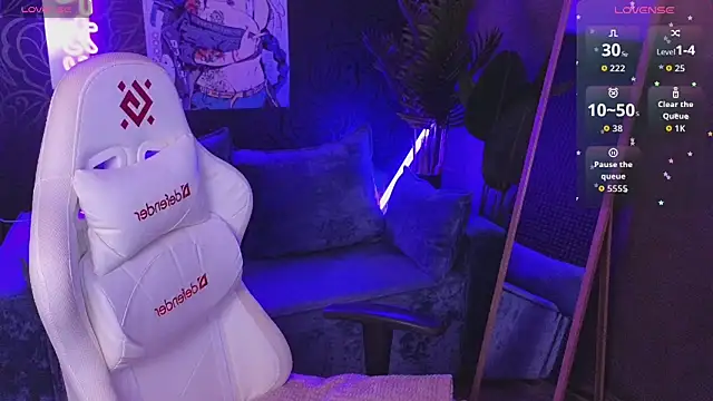 roxy riot  online show from April 2026 01:31:02 AM