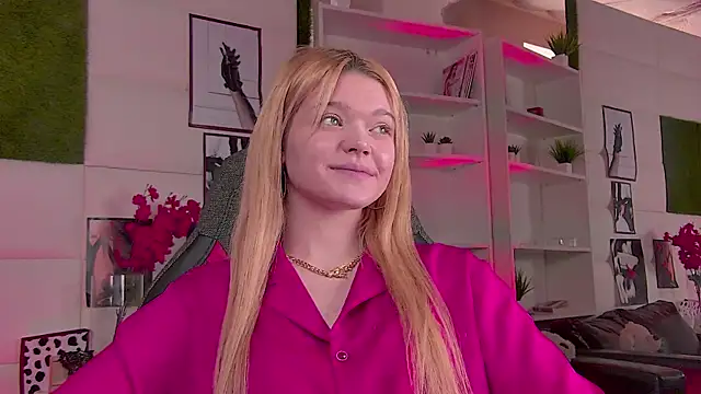 AdeleCartier online show from March 2025 06:37:01 AM