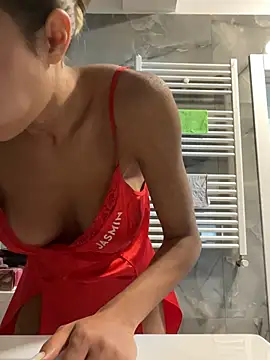 Snapshot of BonyBon29 chatting on June 2026 07:06:01 AM BonyBon29 online show from June 2026 07:06:01 AM