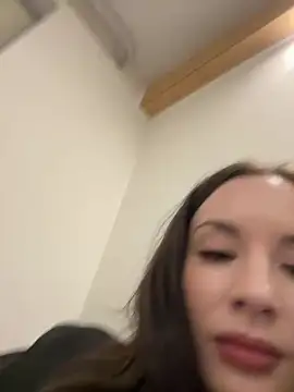 Suga babe online show from March 2025 11:00:02 PM