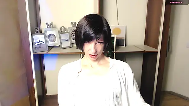  AngeliaFlow  online show from October 2025 07:42:01 AM