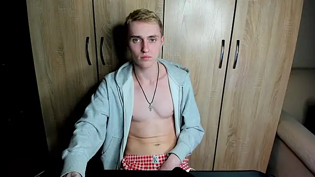 crazybottom99 online show from March 2025 05:11:02 PM