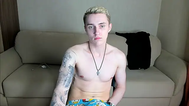 crazybottom99 online show from March 2025 06:31:01 PM