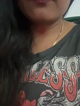 Deepcha1991 online show from April 2026 10:01:02 PM