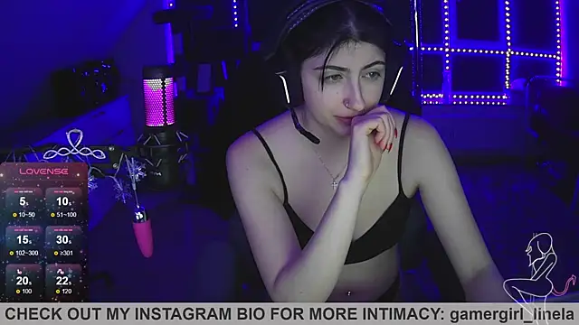 Gamergirl-Linela online show from November 2025 08:45:01 PM