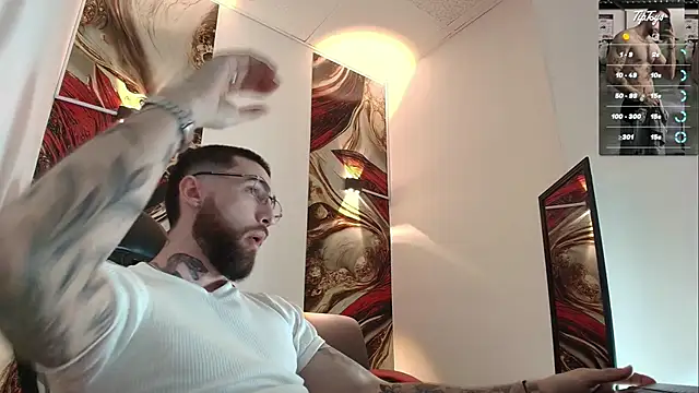 Luke davis01 online show from February 2026 01:08:02 PM