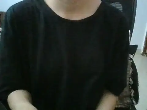Snapshot of laila_10 chatting on April 2026 06:24:01 AM laila 10 online show from April 2026 06:24:01 AM