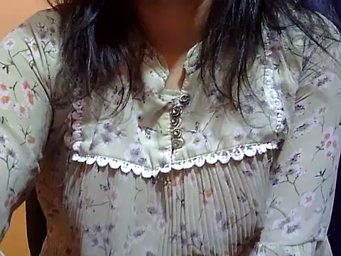 Your cutiepie  online show from February 2025 06:35:02 PM