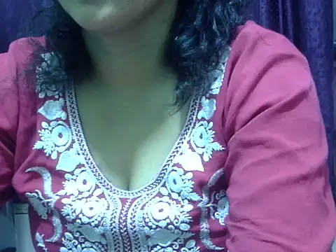 Snapshot of Your_cutiepie_ chatting on May 2026 01:30:02 PM Your cutiepie online show from May 2026 01:30:02 PM