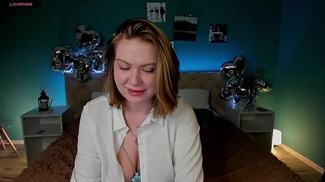 Snapshot of Angela_Wallace chatting on February 2025 11:18:02 AM Angela Wallace online show from February 2025 11:18:02 AM