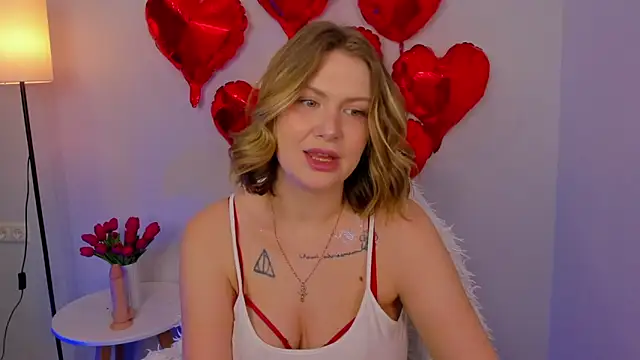 Snapshot of Angela_Wallace chatting on February 2025 08:29:02 AM Angela Wallace online show from February 2025 08:29:02 AM
