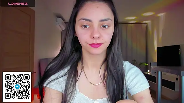 EmiliaZen online show from April 2026 06:31:02 PM