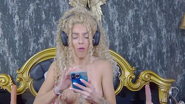 PlayfulShow online show from February 2025 02:10:01 PM