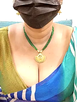 niiveditha online show from February 2025 07:53:01 PM