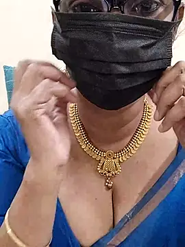 niiveditha online show from February 2025 04:48:02 PM