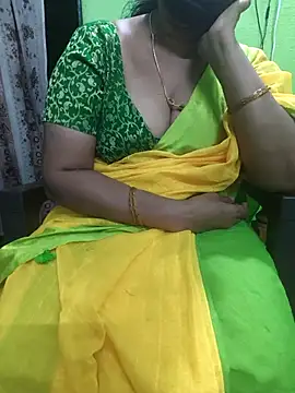 Snapshot of niiveditha chatting on December 2025 03:10:01 PM niiveditha online show from December 2025 03:10:01 PM