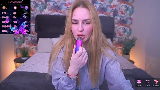 DivineJass online show from April 2026 05:46:01 PM