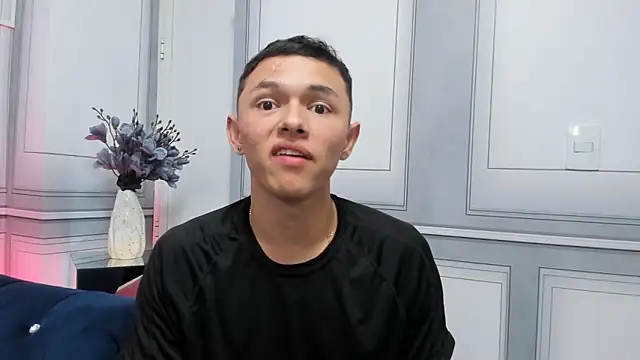 Andy dior18 online show from September 2025 02:15:02 AM
