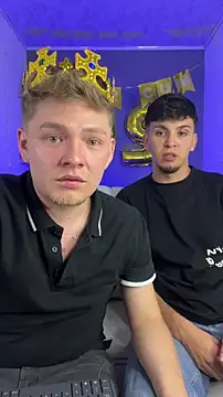 Angel Montiell online show from October 2025 02:33:01 AM