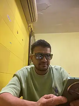 crazyfreaking online show from February 2025 11:16:01 PM