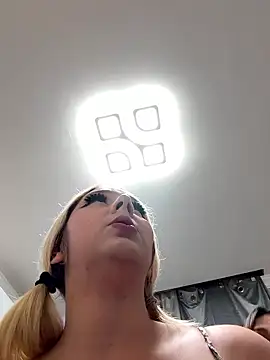 hotamanda01 online show from January 2026 07:28:02 PM