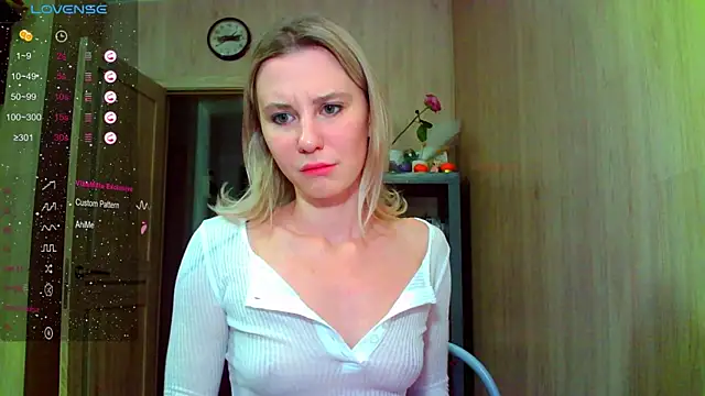 Snapshot of Caramel_piegirl chatting on July 2026 10:38:02 PM Caramel piegirl online show from July 2026 10:38:02 PM