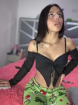 Laura-Khalifa online show from March 2025 08:29:01 AM