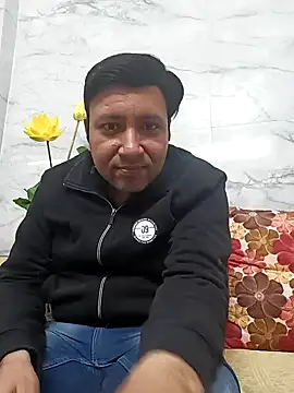 innocentboy1987 online show from March 2025 12:41:02 PM