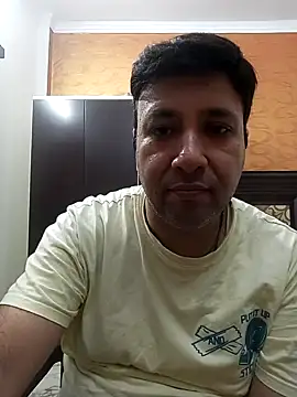 innocentboy1987 online show from September 2025 08:58:02 AM